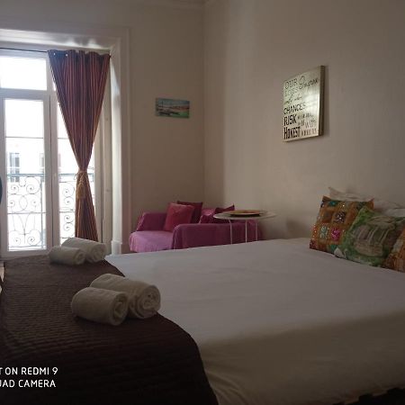 Chiado Happy Rooms Lisboa Εξωτερικό φωτογραφία